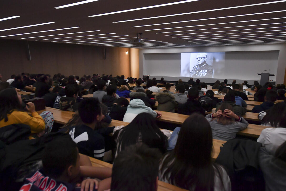 Projection du documentaire Monaco et la Guerre aux collégiens de la Principauté