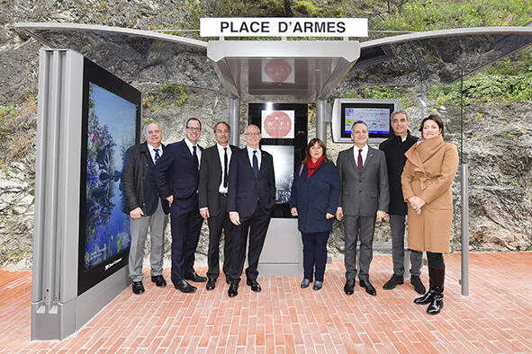 Monaco installe des Abri-voyageurs : Smart