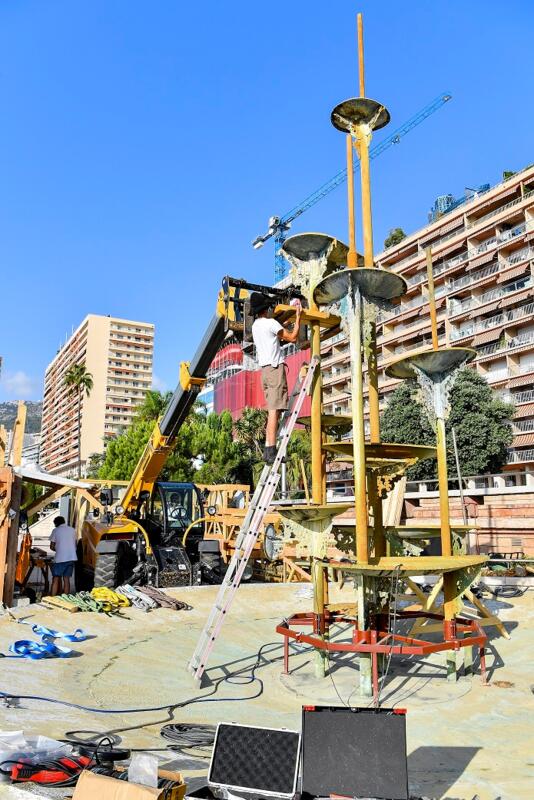 Démontage de la fontaine de Guy Lartigue au Larvotto