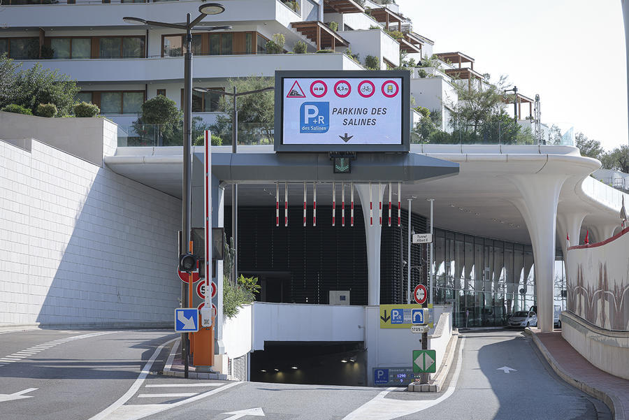 Le Parking des Salines : la solution idéale pour se rendre aux épreuves automobiles
