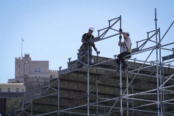 Épreuves automobiles 2026 : opérations de montage et de démontage des installations